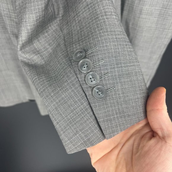 Bar III SLIM FIT Suit - 2 piece - 42R, 35R - Picture 5 of 14